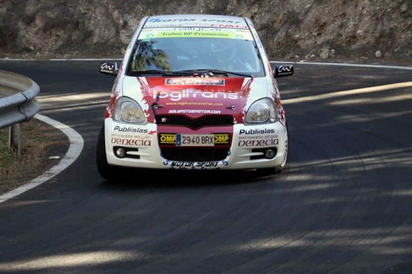 Acor&aacute;n Navarro y Homar Gondinho  en el rallye de casa