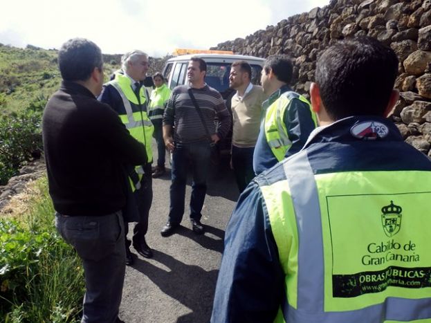 G&aacute;ldar: Comienzan las obras de reparaci&oacute;n de Los Silos y del Camino del Farrag&uacute; como v&iacute;a alternativa