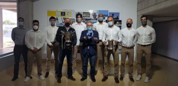 Francisco Castellano recibe a una comitiva del CV Guaguas en la Consejer&iacute;a de Deportes