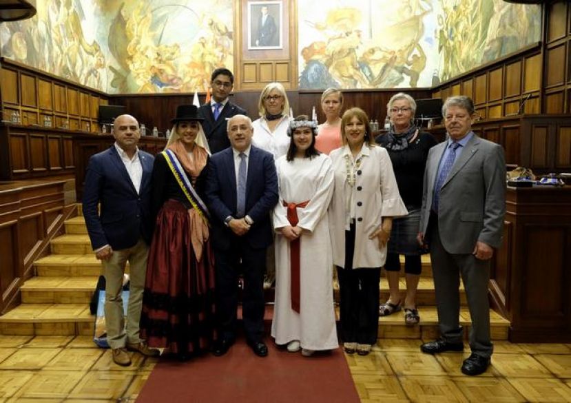 Las Luc&iacute;as Sueca y Canaria unen los dos extremos de Europa