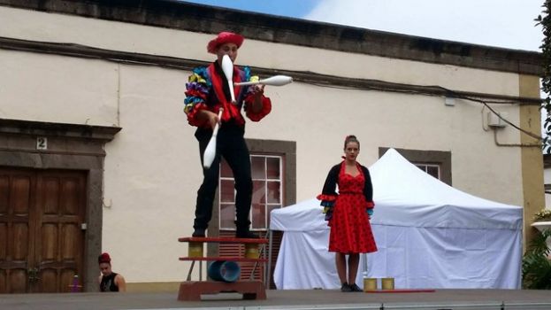 Con el "Capit&aacute;n Poca Barba&rdquo; se clausuraba el Festival de Teatro &ldquo;Ciudad de Gu&iacute;a&rdquo;