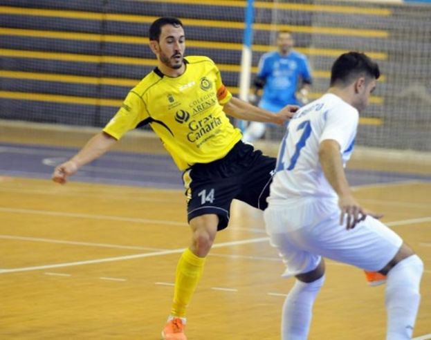 Gran Canaria Colegios Arenas se da un fest&iacute;n ante el Salinas Villena (1-10)