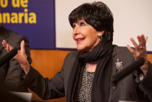 Concha Velasco, que actuar&aacute; en el Cuy&aacute;s, recibe el Premio Nacional de Teatro