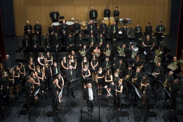 La Banda Municipal de M&uacute;sica de G&aacute;ldar rinde tributo a la m&uacute;sica pop rock