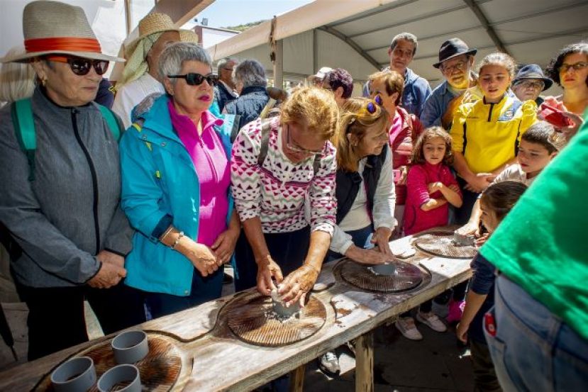Artenara re&uacute;ne a m&aacute;s de 2000 personas en su feria &ldquo;Descubre Artenara 2019&rdquo;