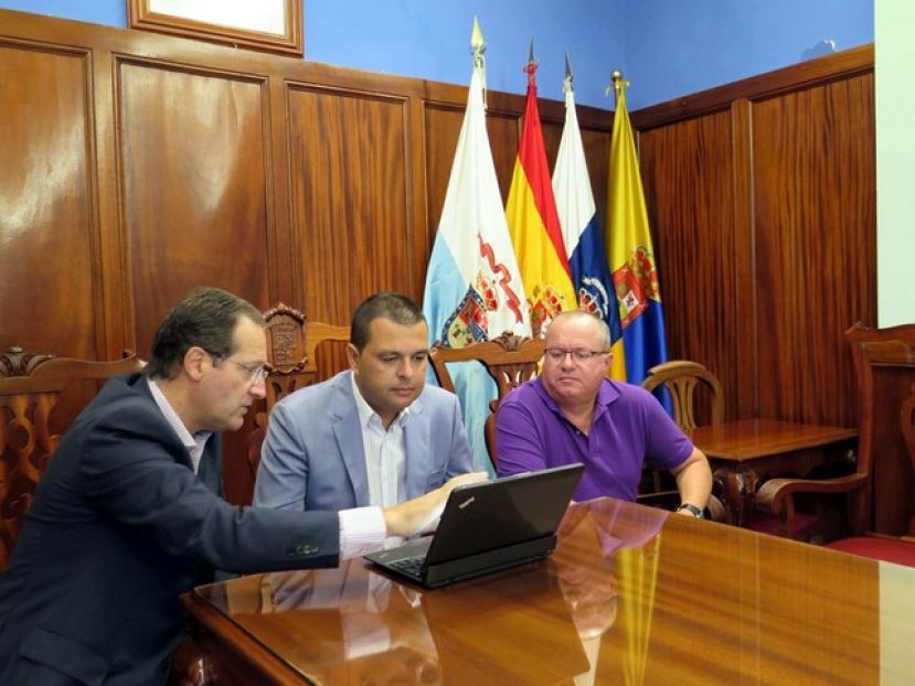 Gu&iacute;a: Fibra &oacute;ptica: Seguimiento de los trabajos para su implantaci&oacute;n