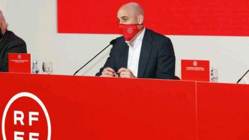La RFEF reitera su oposici&oacute;n al acuerdo con CVC pese al respaldo de 38 clubes