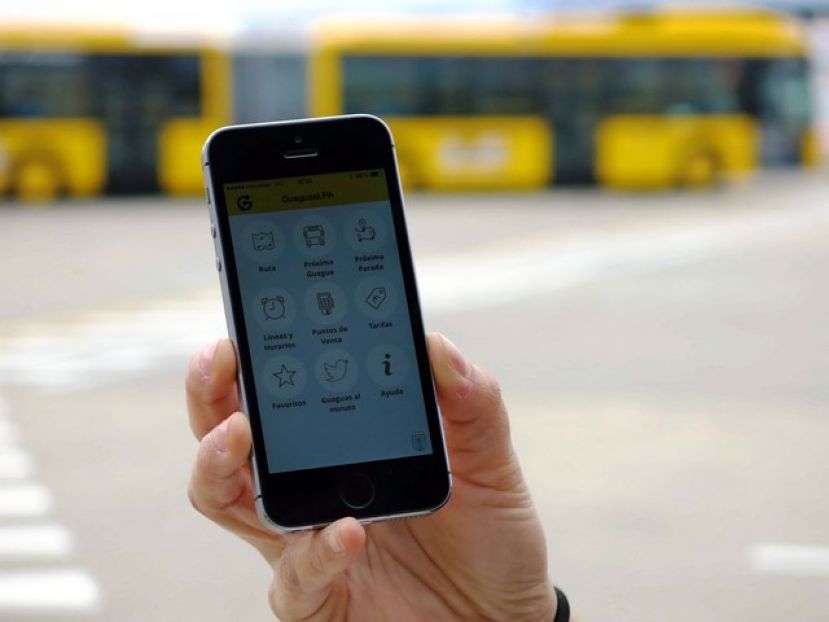 M&aacute;s de 50.000 clientes de Guaguas se informan en la App 'GuaguasLPA'