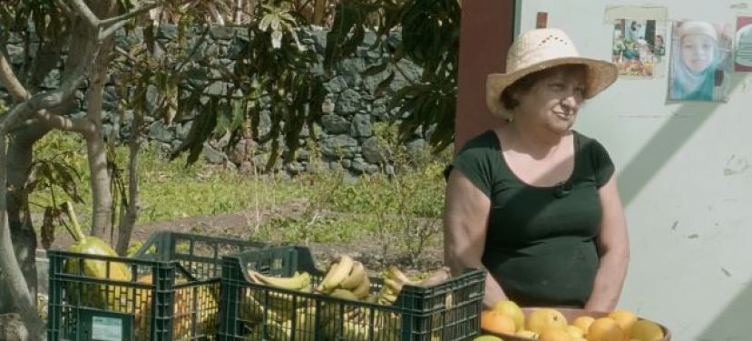La Gomera: Trece mujeres gomeras protagonizan un v&iacute;deo del Cabildo