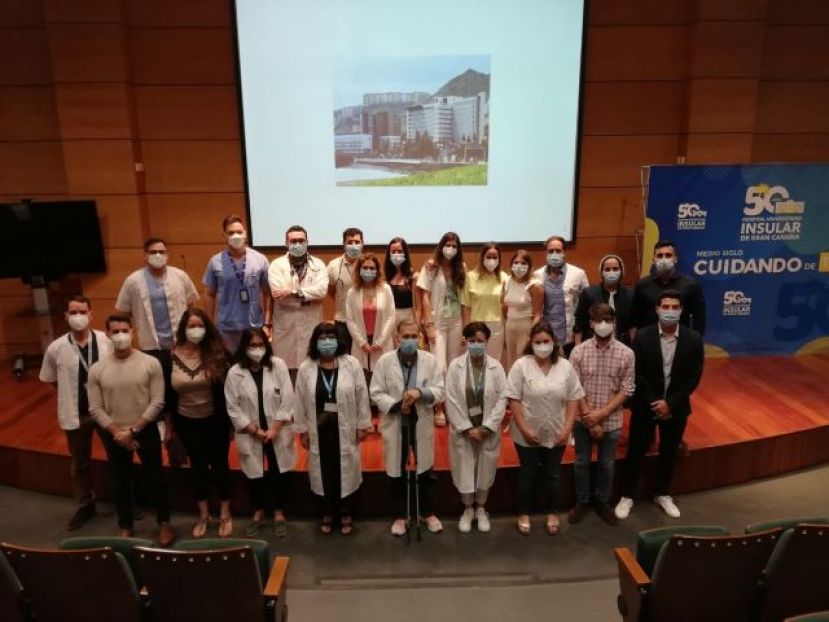 Homenaje a los residentes que terminan su formaci&oacute;n en el Insular, Materno, y Negr&iacute;n