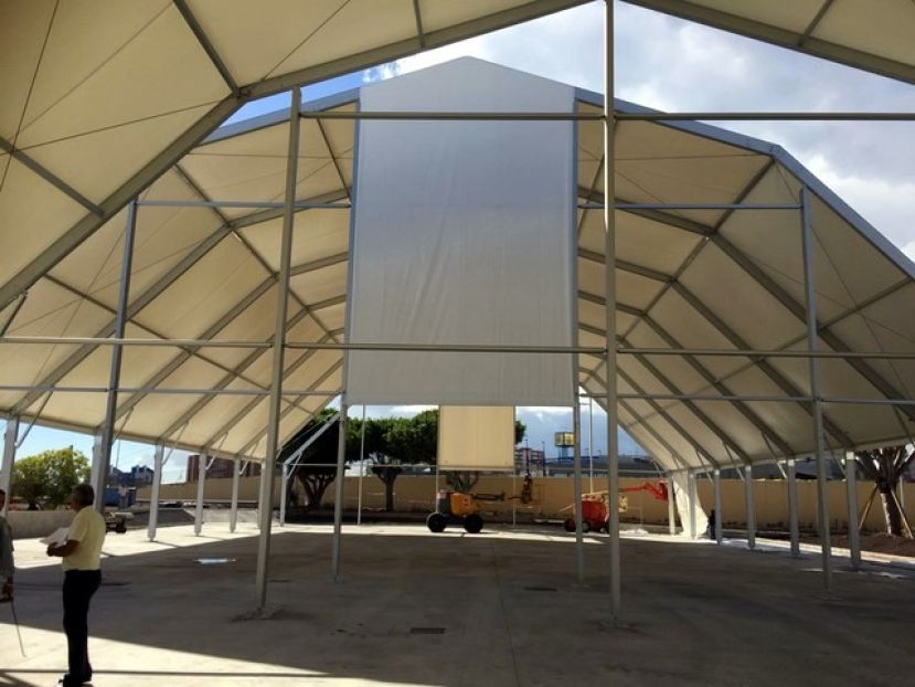El Cabildo monta nuevas carpas para la Feria Internacional del Atl&aacute;ntico