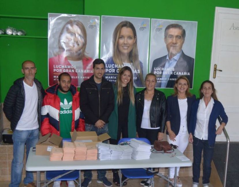 Javier Gil expone a Mar&iacute;a Fern&aacute;ndez, las propuestas para Agaete