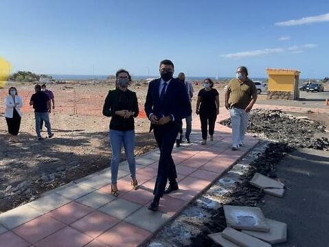 El Cabildo desmonta la pasarela de Juan Grande y la sustituir&aacute; por sem&aacute;foros