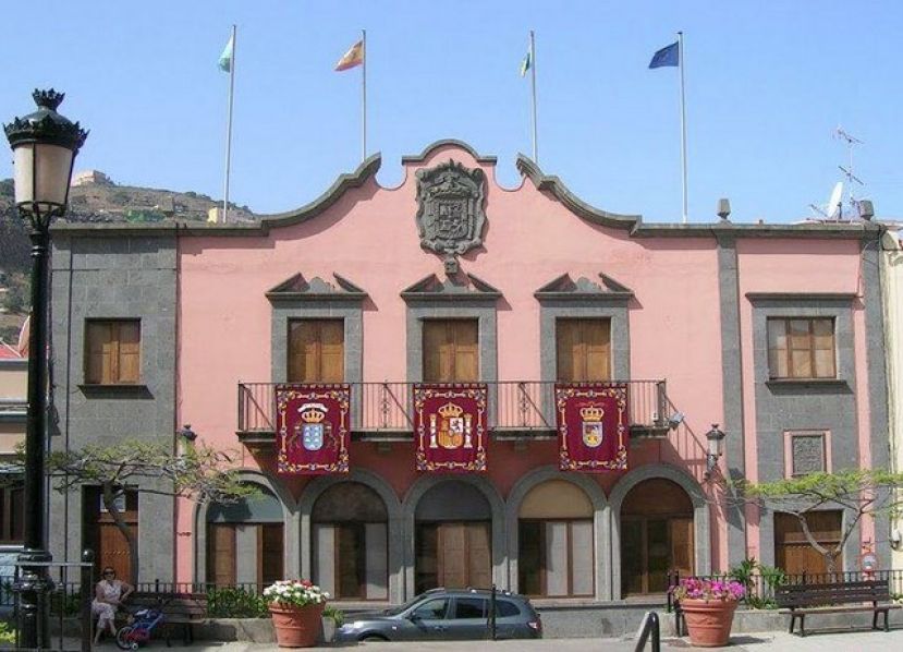 Gu&iacute;a: Ayudas para j&oacute;venes que cursen ciclos formativos y estudios universitarios