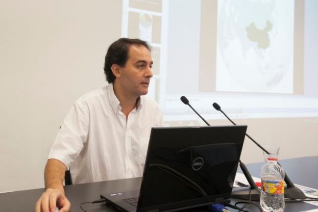 FABIO GARC&Iacute;A SALEH ANALIZA LA NOVELA &lsquo;AITA TETTAUAEN&rsquo; DE GALD&Oacute;S, SU RELACI&Oacute;N CON FERNANDO LE&Oacute;N Y CASTILLO Y LA SITUACI&Oacute;N POL&Iacute;TICA DE 1904