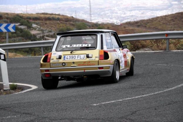 Excelente resultado para Manolo Hern&aacute;ndez en el rallye de casa