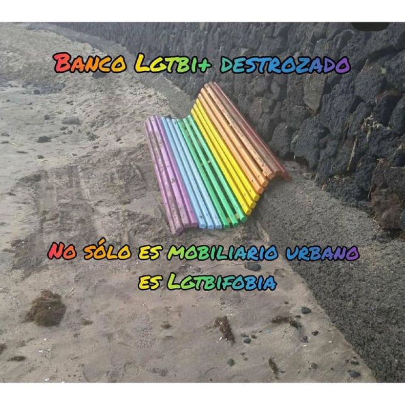 L&aacute;nzate Lgtbi+ condena el destrozo del banco de la diversidad de Caleta de Famara