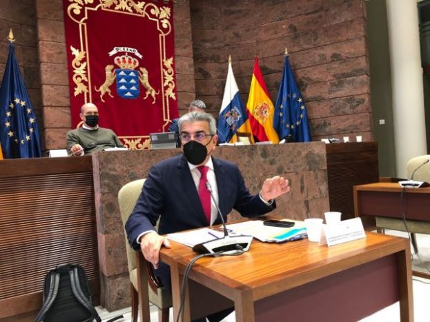 Canarias dar&aacute; ayudas directas para empresas, pymes y aut&oacute;nomos por 1.309 millones de euros, tres puntos de su PIB