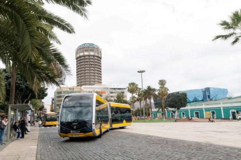 Ya circula por Las Palmas de Gran Canaria la primera guagua 100% el&eacute;ctrica