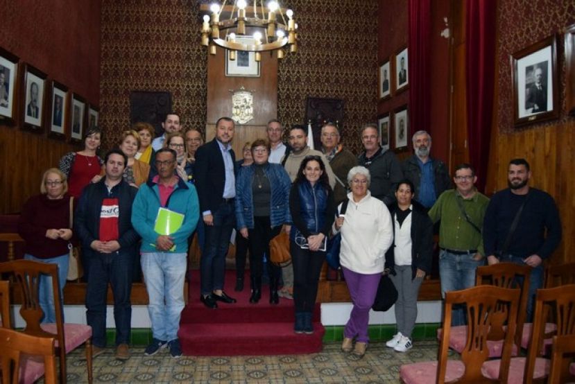 G&aacute;ldar: Reuni&oacute;n con la nueva Junta Directiva de la AAVV de Ca&ntilde;ada Honda