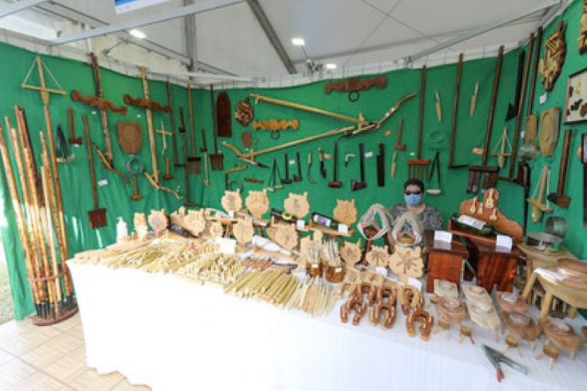 La Feria de Artesan&iacute;a Faro de Maspalomas abre sus puertas con la participaci&oacute;n de 51 artesanos de Gran Canaria