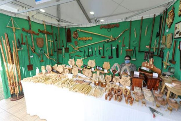 La Feria de Artesan&iacute;a Faro de Maspalomas abre sus puertas con la participaci&oacute;n de 51 artesanos de Gran Canaria