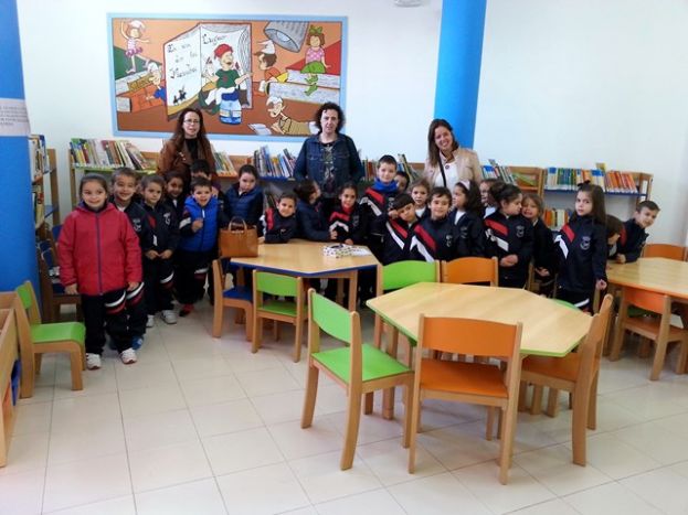 G&aacute;ldar: El alumnado infantil del CEIP Nicol&aacute;s Aguiar visita la Biblioteca
