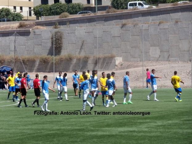 Tercera Divisi&oacute;n: Cae el L&iacute;der en su campo. Las Palmas B 0 - Cotillo 1