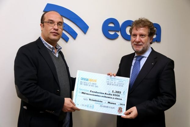 Valleseco: Cheque por valor de 1.385 euros a beneficio de la Fundaci&oacute;n Radio ECCA