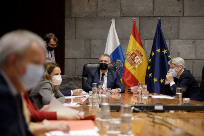 El Gobierno de Canarias acuerda limitar la entrada y salida de personas de Tenerife
