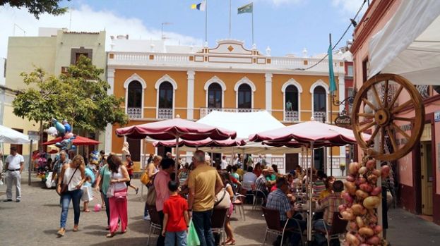 &ldquo;Come y Ca&ntilde;a&rdquo; se alza con el premio a la mejor tapa elaborada con cebolla de G&aacute;ldar