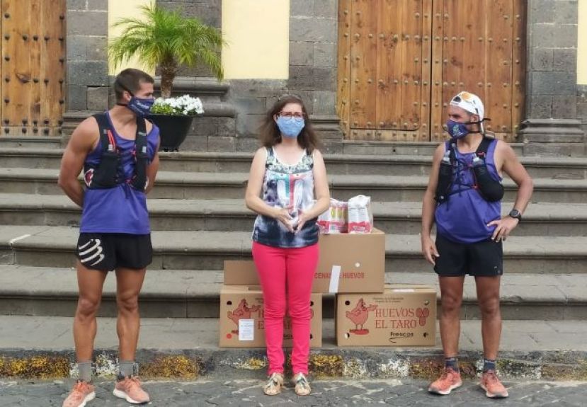 Pasaron por Gu&iacute;a los corredores solidarios del Arkana Koalas Team