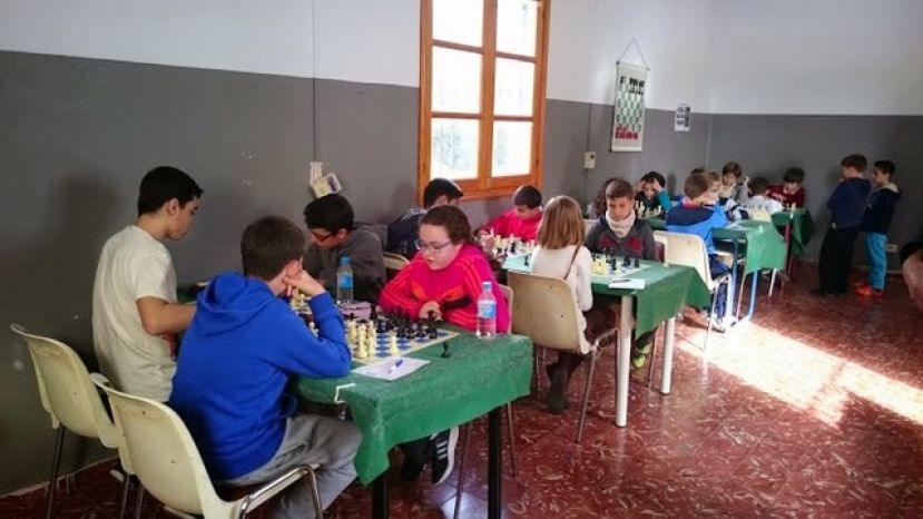 GU&Iacute;A: Ajedrez Tercera, Pleno de victorias y Campeonato en sub 12-16