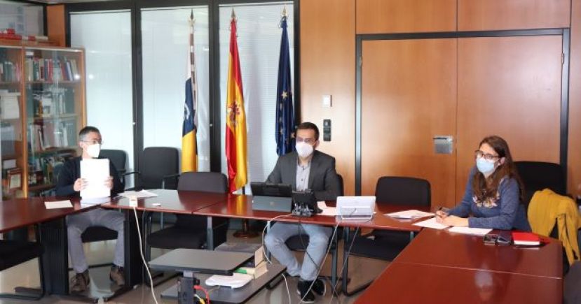 Agricultura aborda la convocatoria para abaratar el sobrecoste del agua de riego