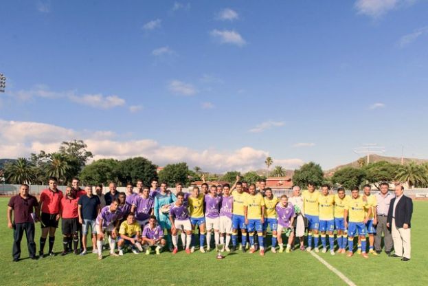 F&uacute;tbol: La UD. Las Palmas gana el II Trofeo Ciudad de La Laguna