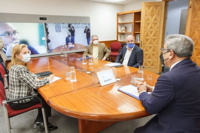 Rodr&iacute;guez intensifica el di&aacute;logo con las patronales tur&iacute;sticas para rentabilizar las ayudas dirigidas al sector