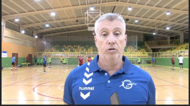 Cayetano Gonz&aacute;lez sigue como preparador f&iacute;sico en el Balonmano G&aacute;ldar (V&iacute;deo)