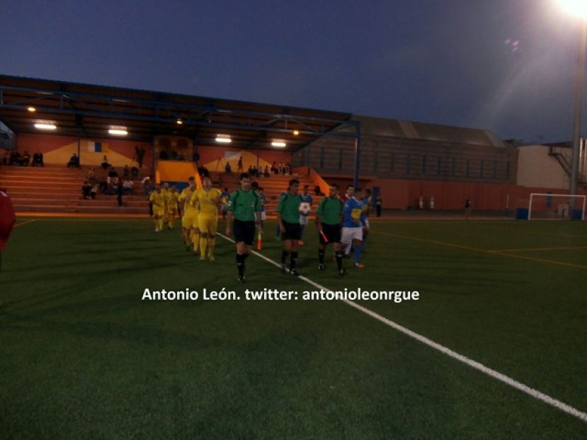 Regional Preferente: (2-1) Victoria del CD. Doramas sobre la UD. Los V&eacute;lez
