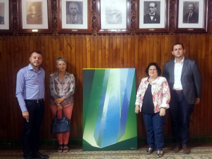 UNICEF Canarias dona al ayuntamiento de G&aacute;ldar un cuadro de la Iglesia de Santiago