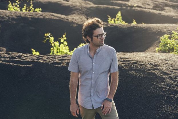 El artista visual Rub&eacute;n Acosta presenta en el CAAM el libro &lsquo;La costa afortunada&rsquo;