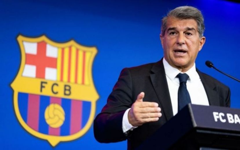 Laporta llega a los 100 d&iacute;as entre cr&eacute;ditos, p&eacute;rdidas y exceso salarial