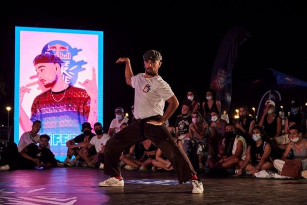 Sifer se corona mejor dancer de Espa&ntilde;a en la Final Nacional de Red Bull Dance Your Style
