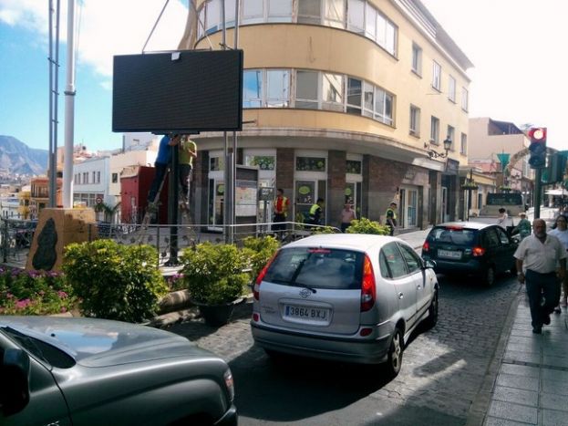 G&aacute;ldar: Instalados dos paneles led de Informaci&oacute;n en las entradas al casco