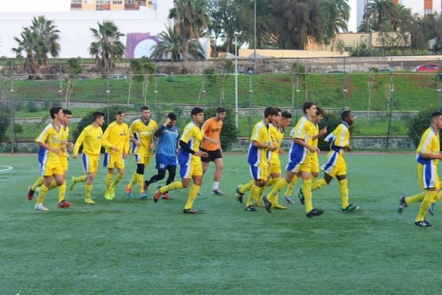 Pen&uacute;ltimo entrenamiento de la Selecci&oacute;n Juvenil canaria antes de la Copa del Atl&aacute;ntico