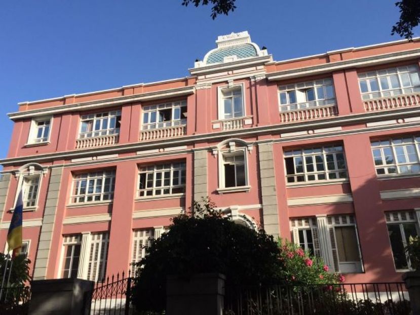 Sanidad recuerda a la FECAM las medidas de prevenci&oacute;n ante la COVID-19 que deben cumplir los ayuntamientos