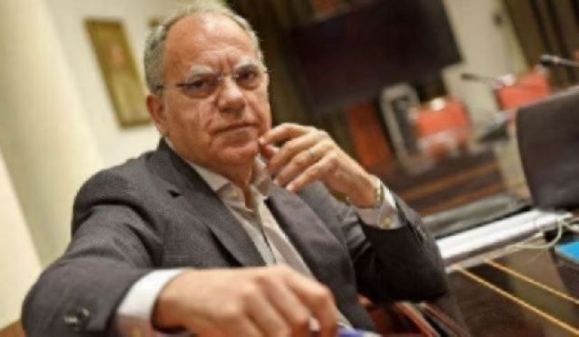 Art&iacute;culo de Opini&oacute;n: Entenderse no es tan dif&iacute;cil, por Casimiro Curbelo