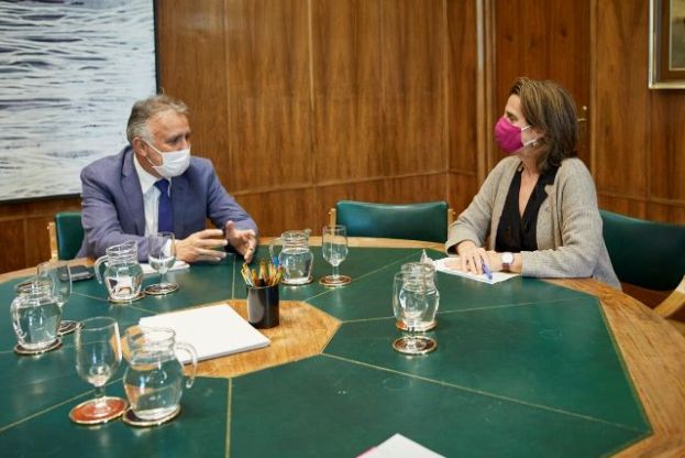 Torres y Ribera analizan los proyectos sostenibles para el Archipi&eacute;lago a financiar con fondos europeos