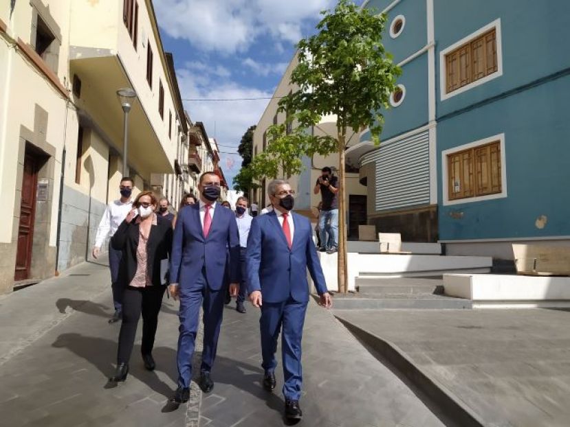 Pedro Rodr&iacute;guez recibe al vicepresidente del Gobierno de Canarias Rom&aacute;n Rodr&iacute;guez