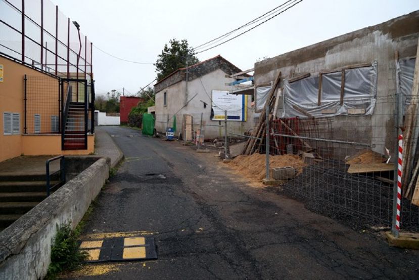 Valleseco: Corte de la calle P&aacute;rroco Marrero D&iacute;az