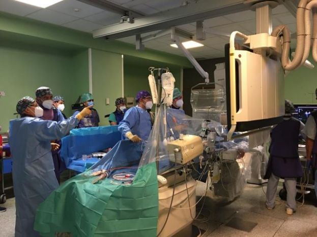 El Hospital Dr. Negr&iacute;n organiza unas jornadas sobre el tratamiento de patolog&iacute;as valvulares card&iacute;acas
